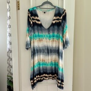 Green and Black Asymmetrical 3/4 Sleeve Dress